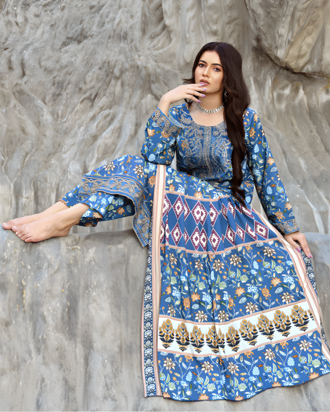 Chic Blue Floral Stitched suit